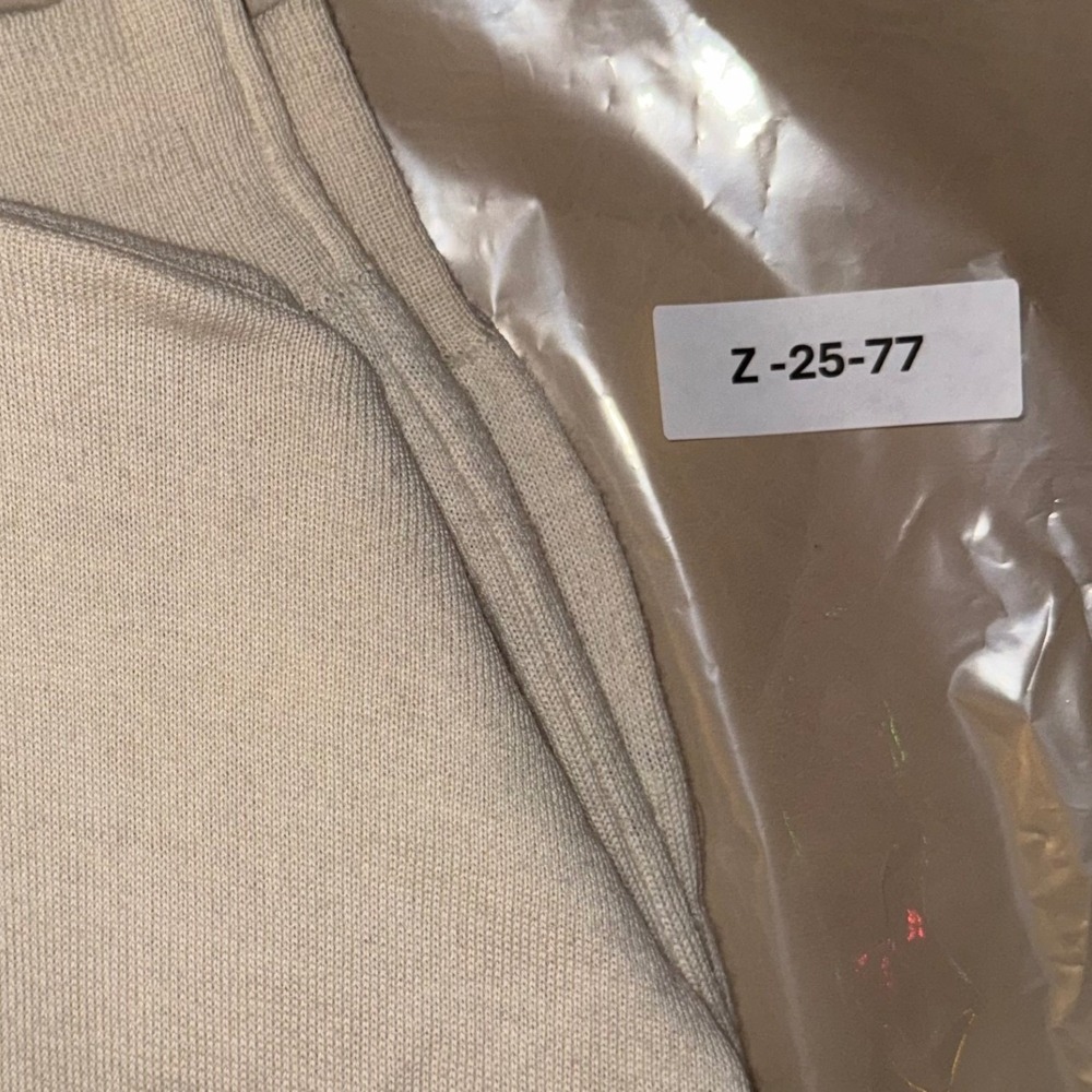 Vintage Italian Made Mens Wool blend Cream Mock Neck Long Sleeve Sweater Knit L‎